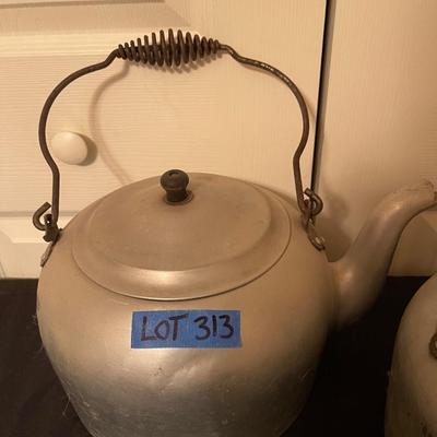 Pair of wear ever vintage teapots