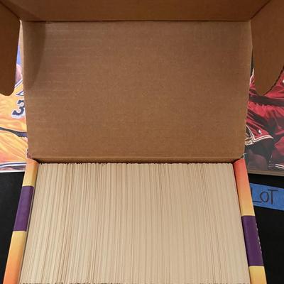 1992 Legends sports memorabillia, Tuff Stuff 2004 , 93-94 Topps basketball cards