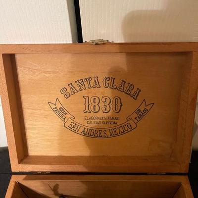 Santa Clara 1830 Tobacco Box