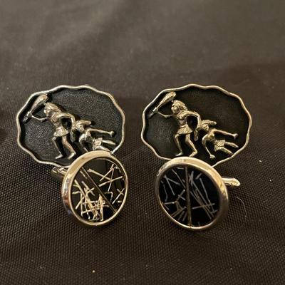 Cufflinks