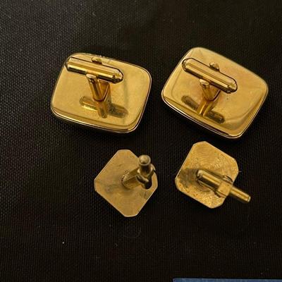 Cufflinks