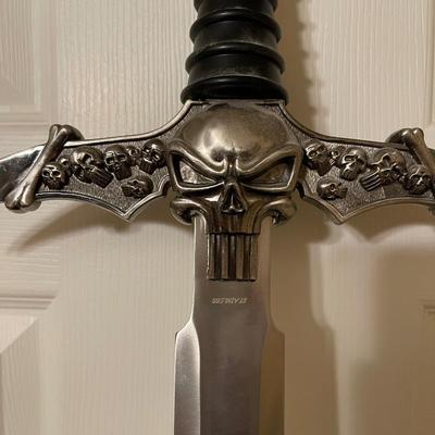 Skull Sword