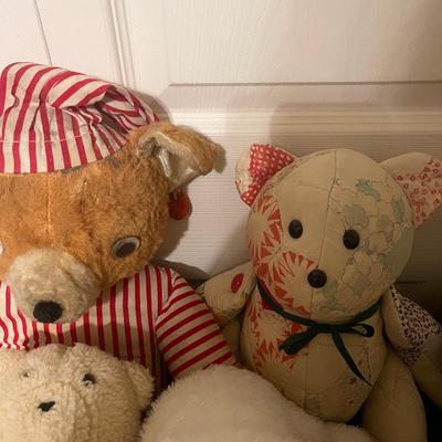 Vintage stuffed animals