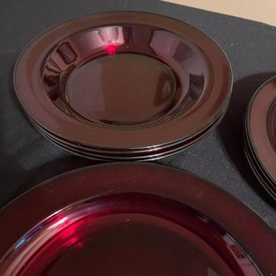 ruby Plate set