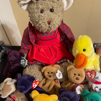 Vintage stuffed animals