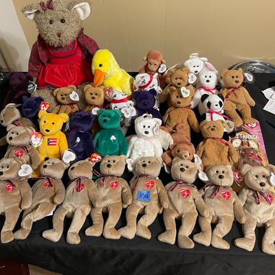 Vintage stuffed animals
