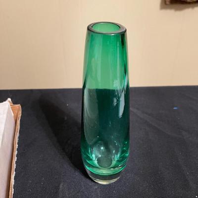 Chess set/vase