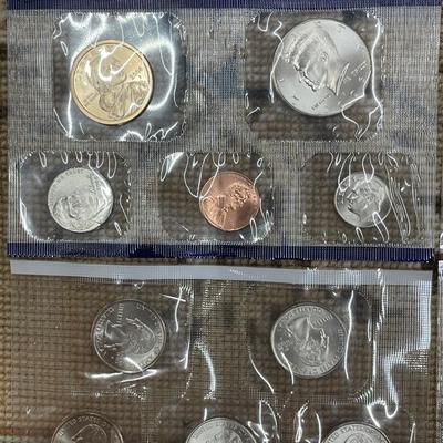 2006 Coin Set