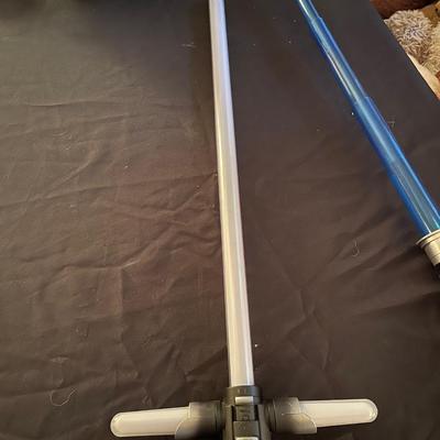 Star Wars Mask, (2) light sabers
