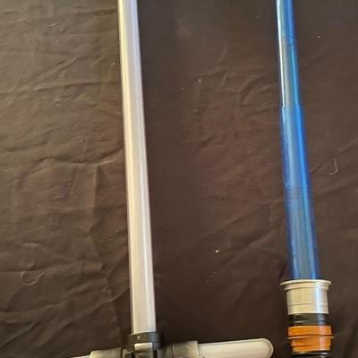 Star Wars Mask, (2) light sabers