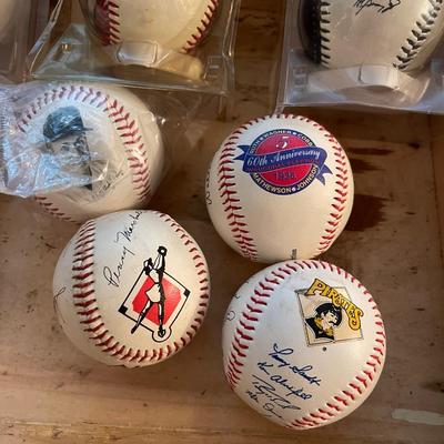Vintage Baseballs/Baseball  Cards