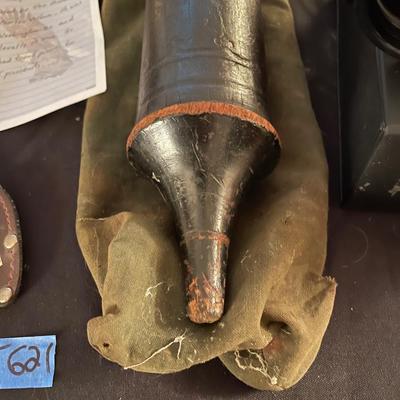 Binoculars/Piano Duster