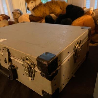 Vintage Luggage/Tool Boxes