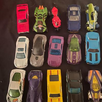 Hot Wheels/Matchbox Cars