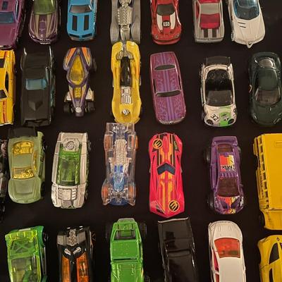 Hot Wheels/Matchbox Cars