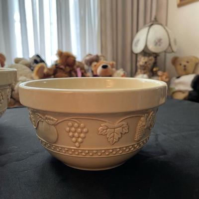 Vintage Mixing Bowls