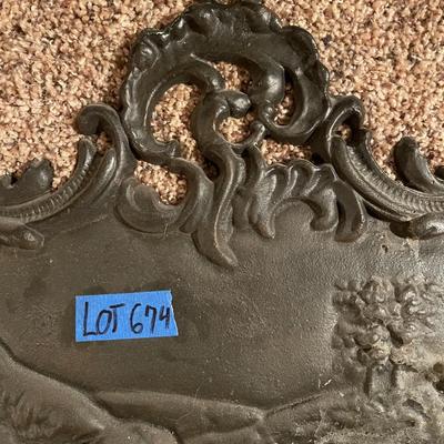 Antique Cast Iron Fireplace DÃ©cor