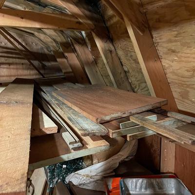 Huge wood board lot & (2) 24ft ladders 
