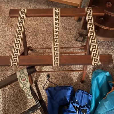 Misc. Chairs/luggage racks