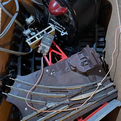 Lionel Trucks