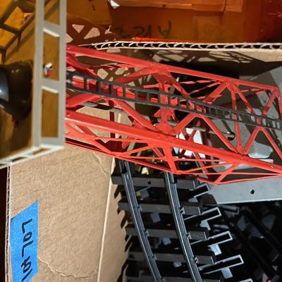 Lionel Trucks