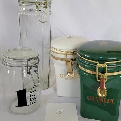 Kitchen containers