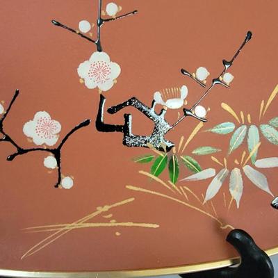 Stunning decorative plate