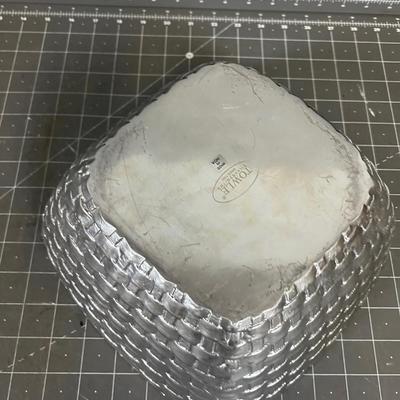 TOWLE Basket weave Aluminum Bowl