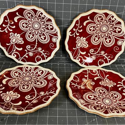 4 Ceramic Plates RED Maribeth 