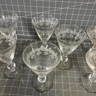 6 Water Goblets and 2 martini Glasses Etched NICE