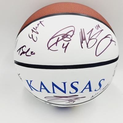2016 - 2017 KU BILL SELF TEAM AUTHENTICATED SIGNED BASKETBALL