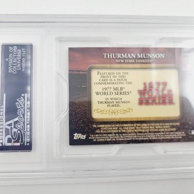 2009 TOPPS LEGENDS - 1977 THURMAN MUNSON COMMEMORATIVE PATCH IN CASE