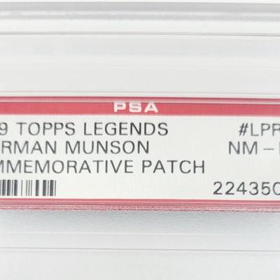 2009 TOPPS LEGENDS - 1977 THURMAN MUNSON COMMEMORATIVE PATCH IN CASE