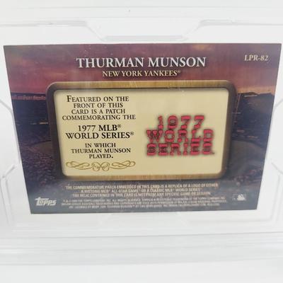 2009 TOPPS LEGENDS - 1977 THURMAN MUNSON COMMEMORATIVE PATCH IN CASE