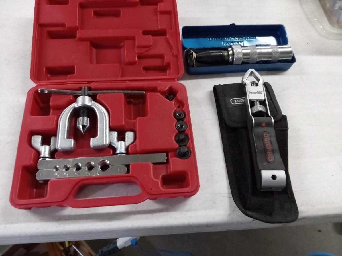 SPECIALTY TOOLS