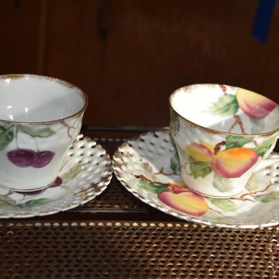 Pair of Collectable Cups & Saucers