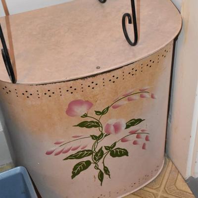 MCM Metal Hamper