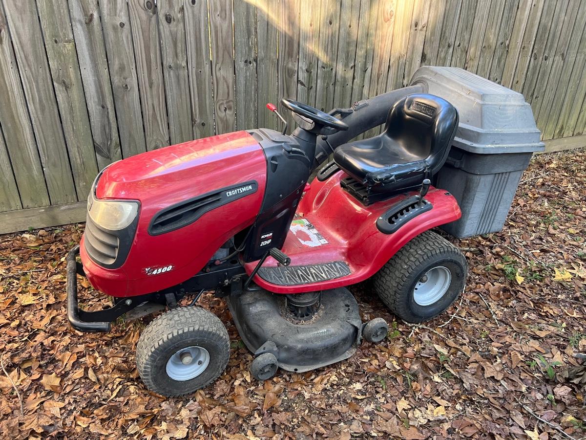 42â€ Craftsman YS4500 Riding Mower *AsIs*