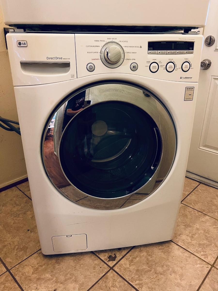 LG Stackable Washer & Dryer Set