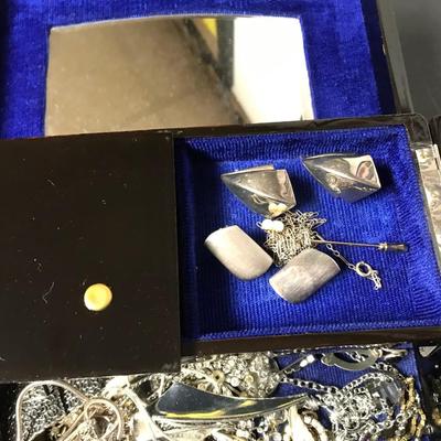 JEWELRY BOX MUSICAL