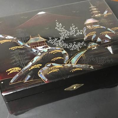 JEWELRY BOX MUSICAL
