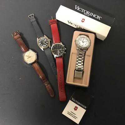 VINTAGE WATCH LOT