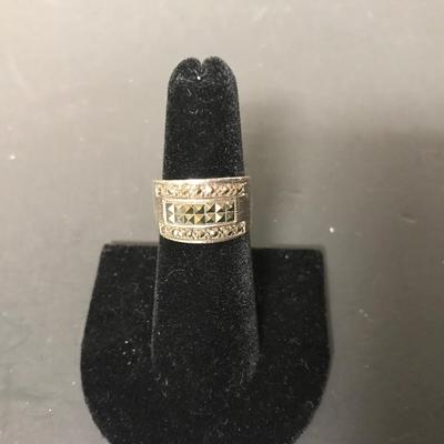 STERLING SILVER RING