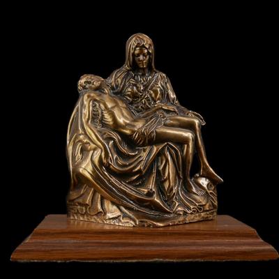 Religious Sculpture and Figurine