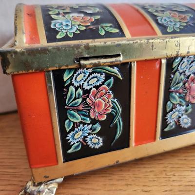 Embossed Tin Keepsake Chest