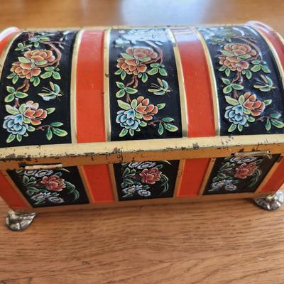 Embossed Tin Keepsake Chest
