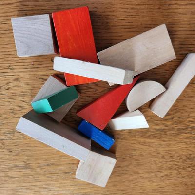 Small Plastic Bag of Wood Building Pieces