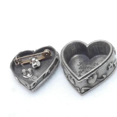 Torino LOVE YOU Miniature Trinket Box w/Heart Earrings