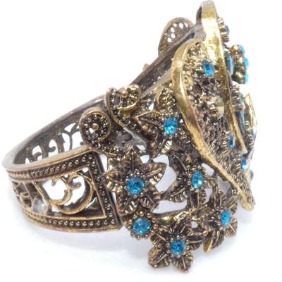 Filagree Elephant Cuff Teal Colored Bracelet (missing stones)