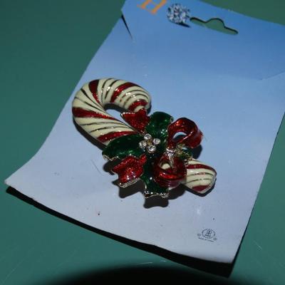 Vintage Candy Cane & Ribbon Christmas Pin